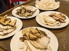 -天宜隆蘑菇宴火锅(石景山旗舰店)