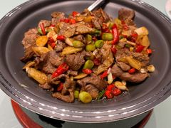小炒黄牛肉-东方红酒楼(知春路店)