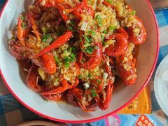 -老街烧烤大排档·地道湖北菜·龙虾馆(汉口火车站店)