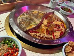 -麻辣英雄重庆火锅(二城广场店)