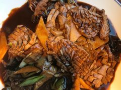 老干妈煸鱿鱼须-吕氏疙瘩汤·私家菜馆(慈云寺店)