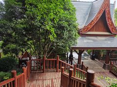 -七彩云南古滇温泉山庄