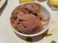-佰烧海鲜烤肉火锅自助(世茂国际广场店)