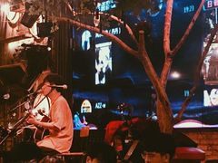 -胡桃里音乐酒馆(环亚凯瑟琳广场店)