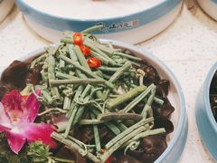 -山河屯铁锅炖鲜鹅·东北菜(开发区一店)