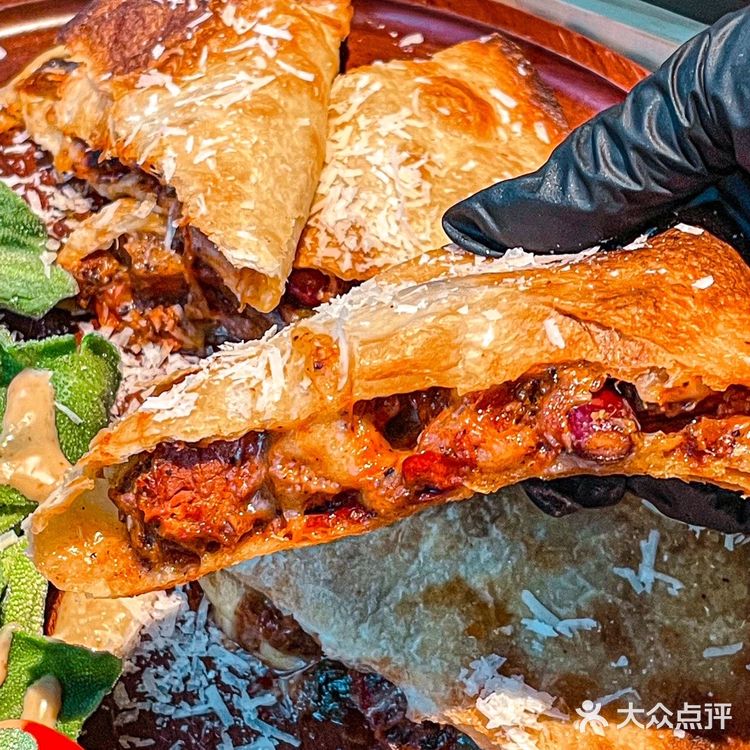 人生建议:来前海吃一顿美式烤肉…