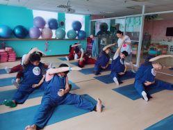 -爱尔乐美孕产瑜伽·普拉提