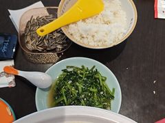 -川流不息·地道川菜·小龙虾(松东路店)