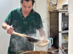 -费记胡辣汤(总店)