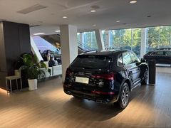 -上海永达奥诚奥迪4S店(申江路店)