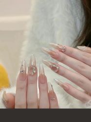 -赢韵美甲美睫瑞士净斑中心