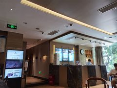 -金色印象·4K影院式足体养生(杨家坪西郊店)