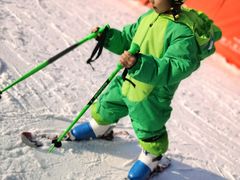 -荣盛康旅野三坡滑雪场