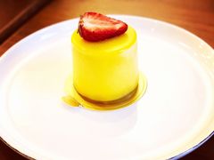 鲜芒果慕斯-UPPER KITCHEN(延安路店)