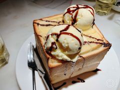 面包诱惑-佬肥猫(国华广场店)