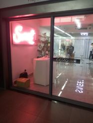 点击看大图 -COMO SALON 烫染可茉发型