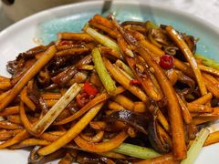 酸萝卜皮炒肚丝-云境岁月(象湖店)