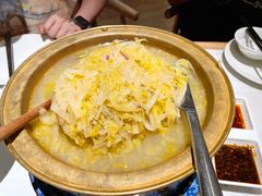 大骨头炖酸菜-关东小磨东北菜(漕河泾印象城店)