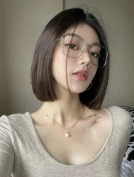 -丝语萱形象