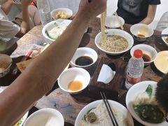 -周小波重庆小面·重庆名小吃(邹容路店)
