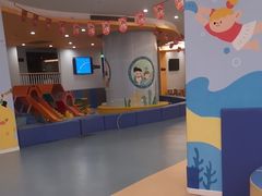 -戊辰亲子游泳俱乐部