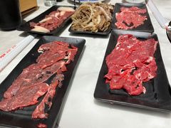 -潮牛宴·鲜牛肉自助火锅烤肉(龙岩新罗万达店)