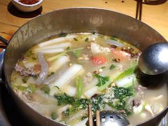 -大众跷脚牛肉馆·非遗传承单位(峨眉山店)