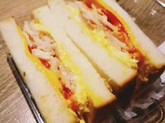 鸡肉蛋沙拉三明治-85度C(上海茶陵北路店)
