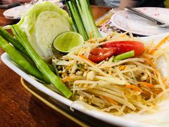 -Dang restaurant (patong phuket)
