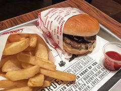 宽薯条-FATBURGER 特富客汉堡(外交公寓店)