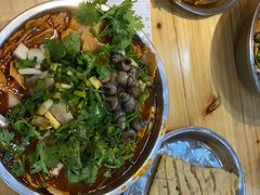 -柳州肥姨妈大骨螺蛳粉(东靖路店)