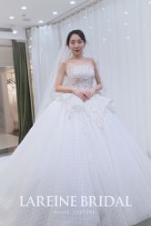 -拉瑞娜LaReine婚纱礼服高级定制