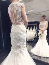 点击看大图 -GRACE KELLY婚纱与礼服(北京店)