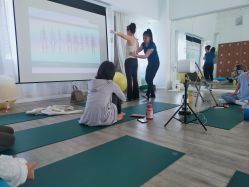 -无界瑜伽普拉提