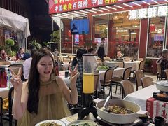 -刘姐啤酒鱼民族演艺餐厅(西街总店)