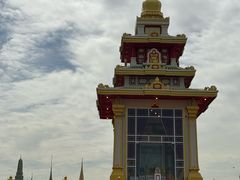 -皇家田广场(อนุสาวรีย์ทหารอาสา)