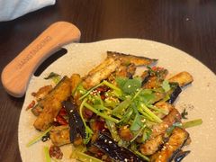 -古都历食南京菜·烤鸭·鸭血粉丝·汤包(南京博物院店)