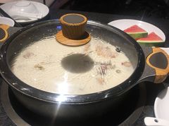-煲宫猪肚鸡(昆山金鹰国际购物中心店)