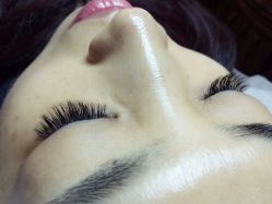 睫毛嫁接-光SPA科技美肤