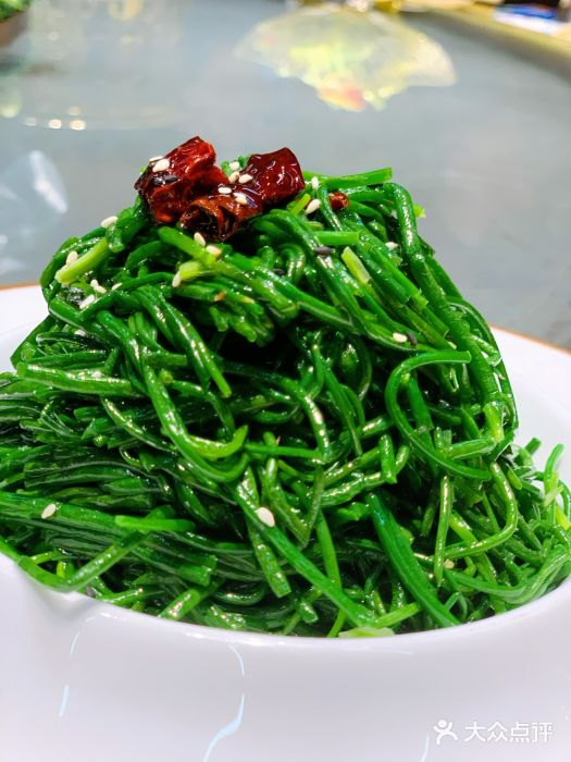 德乐海蒙餐炝拌草原沙葱图片