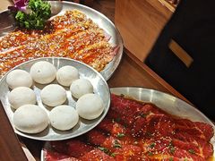 -明洞阿姨·韩式酱蟹烤肉·创意料理(三元桥店)