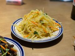 呛土豆丝-張飛扒肉•四代传承(中央大街店)