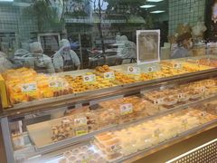 -鲍师傅糕点(江苏路店)