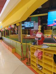 -蹦蹦跳跳(新奥购物中心店)