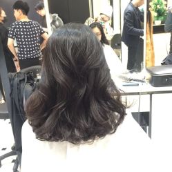 -HAIR CORNER