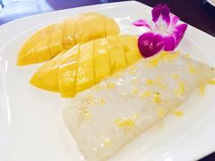 -Dang restaurant (patong phuket)
