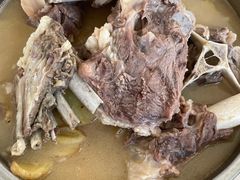 -阿婆东山羊肉店(鸿港海鲜批发市场店)