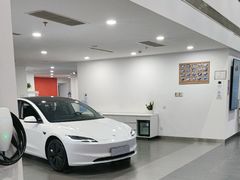 -TESLA 特斯拉(北京南四环中路特斯拉中心)