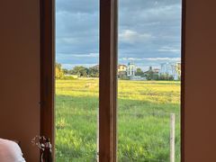 -Chom Cafe and Restaurant