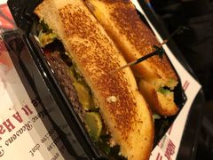 -The Habit Burger Grill 哈比特汉堡(爱琴海店)